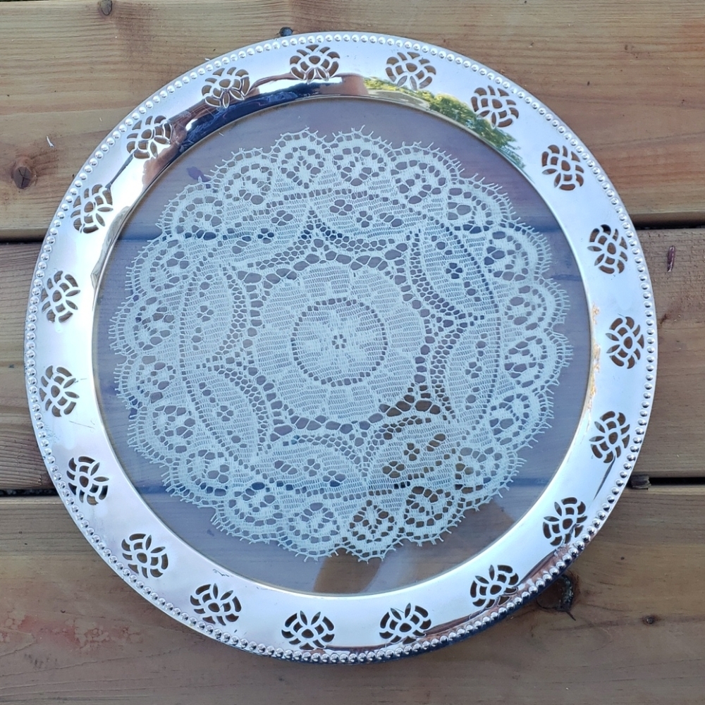 Vintage serving tray with doily